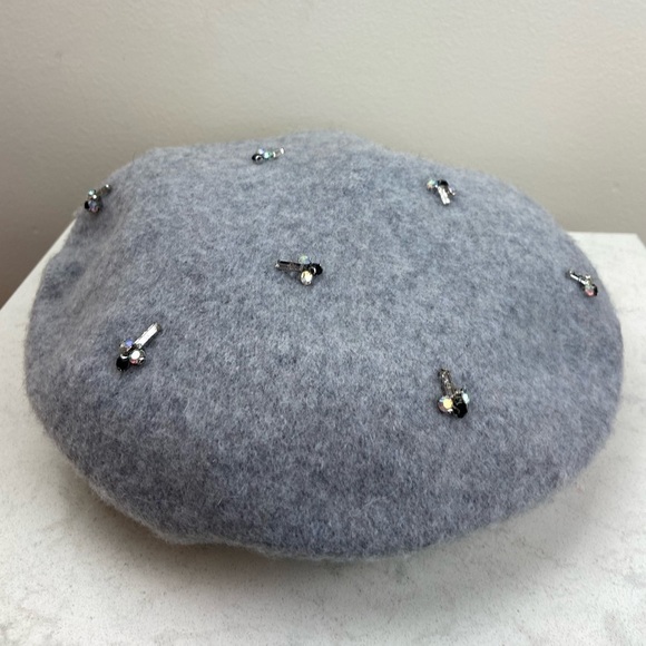 EUC Chico’s Rhinestone Wool Bee Beret Hat - Picture 3 of 9